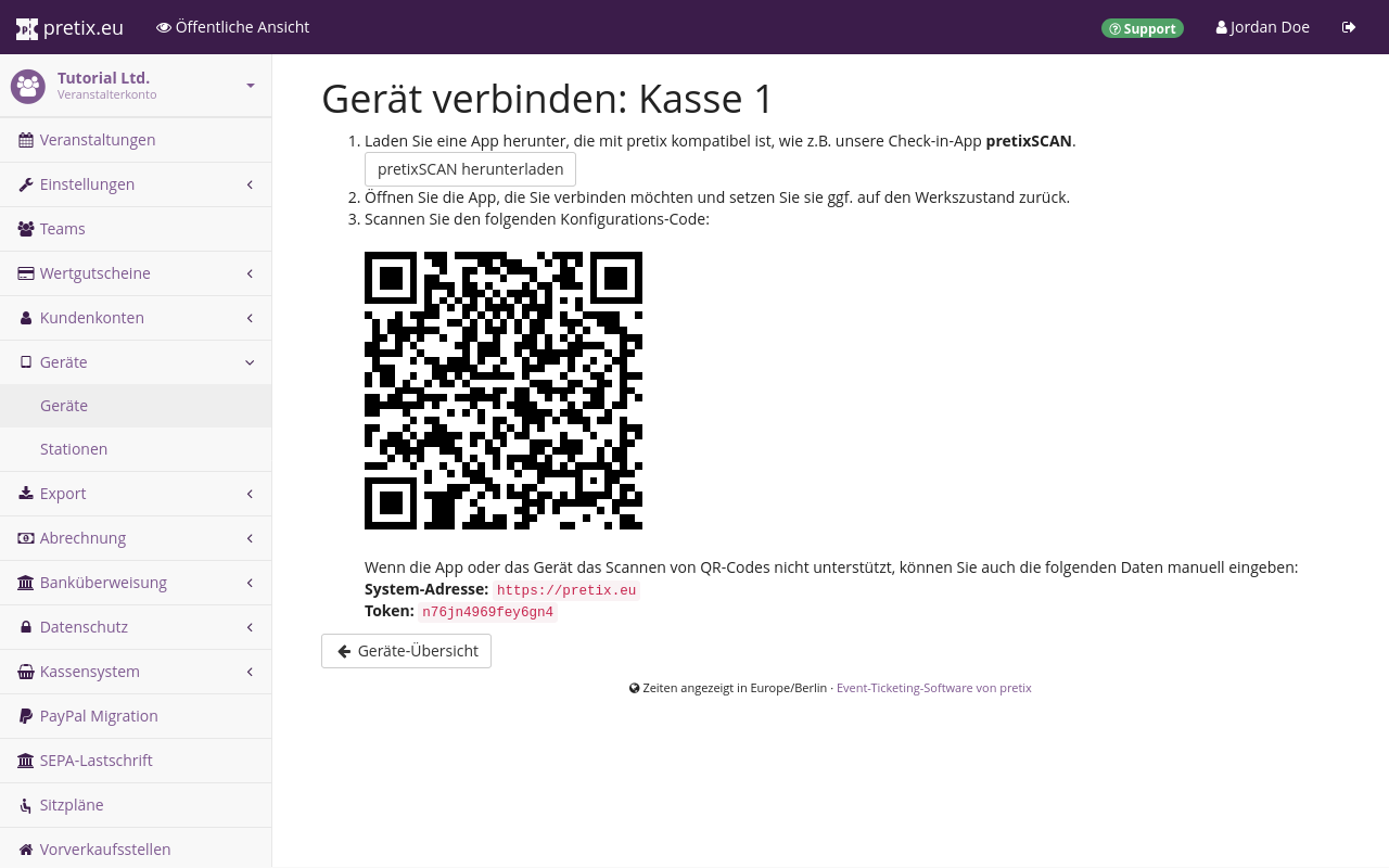 Seite mit Titel 'Gerät verbinden: Kasse 1', die einen Button zum Herunterladen von pretixSCAN, einen QR-Code, eine Systemadresse und ein Token anzeigt.