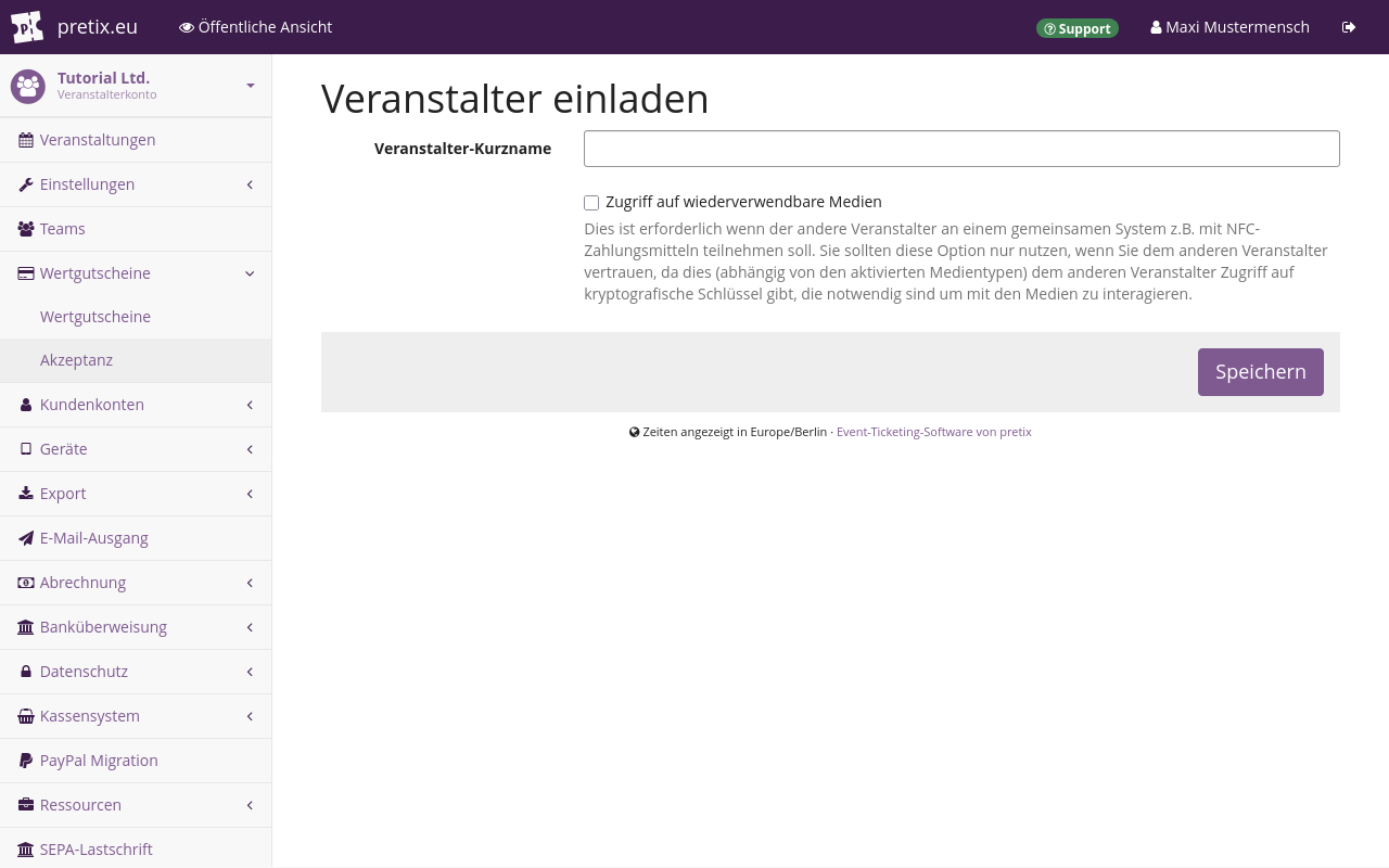 Seite mit dem Titel "Veranstalter einladen", auf der ein Texteingabefeld für den Kurznamen des Veranstalters und ein Kontrollkästchen zur Freigabe des Zugriffs auf wiederverwendbare Medien angezeigt werden, die beide leer sind.