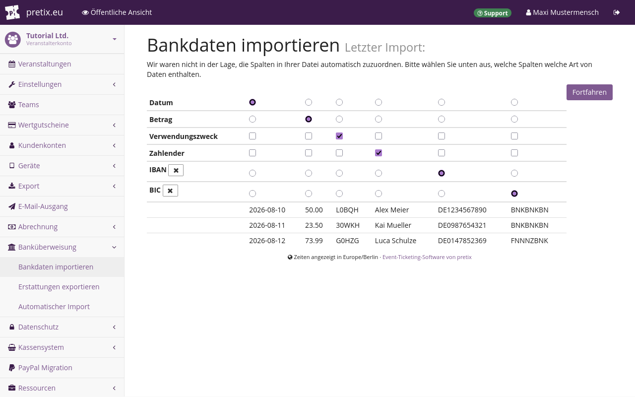 Seite 'Bankdaten importieren' mit einem Dialogfeld, das auffordert, Spalten einer CSV-Datei den Datenkategorien Datum, Betrag, Verwendungszweck, Zahler*in, IBAN und BIC zuzuordnen. Radiobuttons und Kontrollkästchen ordnen die einzelnen Datenkategorien der Spalte der CSV-Datei zu, die die entsprechenden Angaben enthält. 